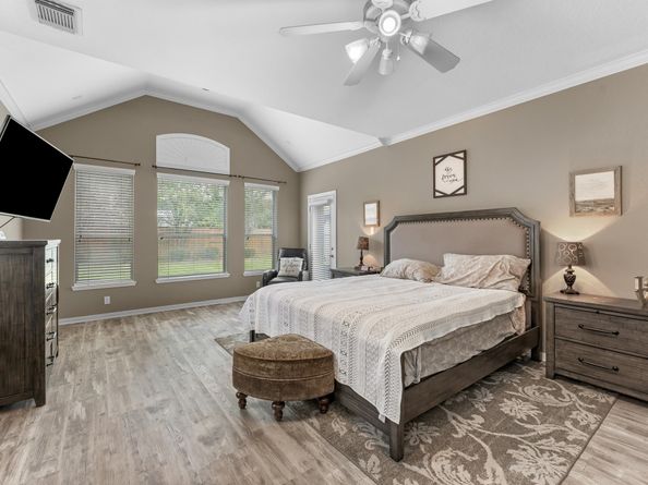 1615 Noble Pointe Drive, Spring TX 77379