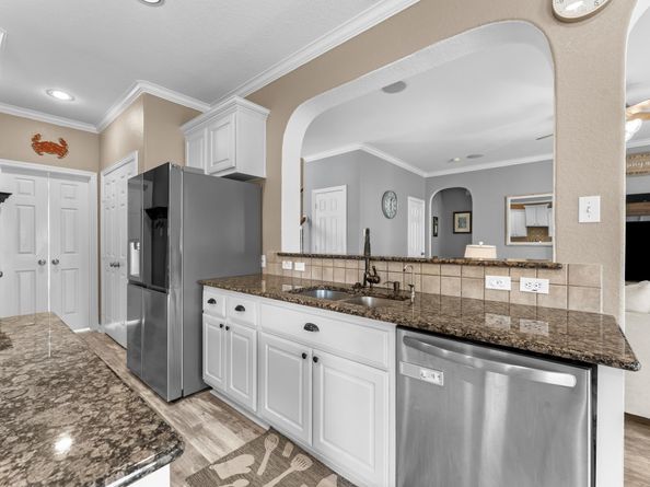 1615 Noble Pointe Drive, Spring TX 77379