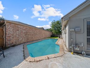8514 Deer Meadow Drive, Houston TX 77071