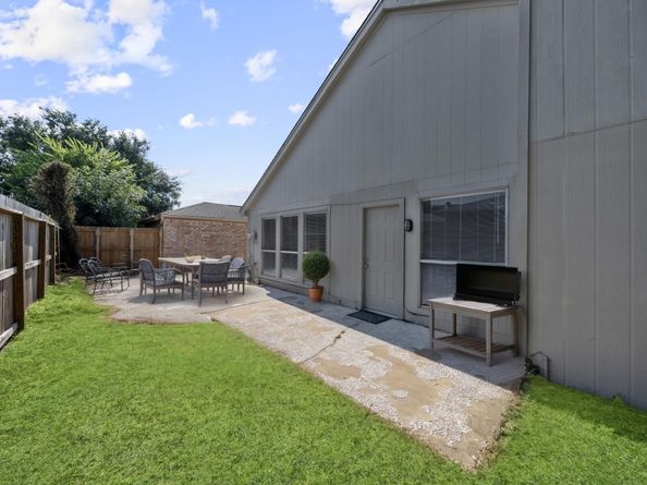 8514 Deer Meadow Drive, Houston TX 77071