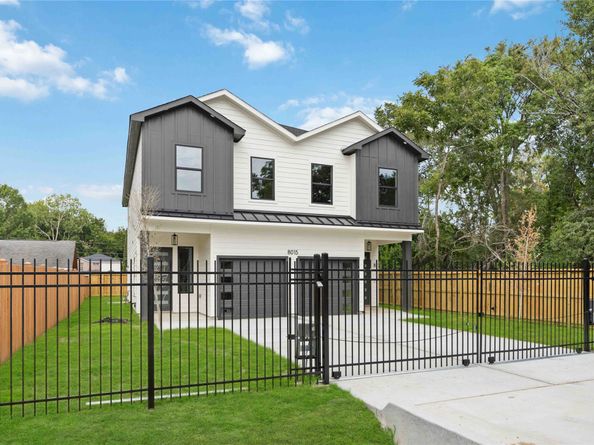 8015 Venus Street A/B, Houston TX 77088