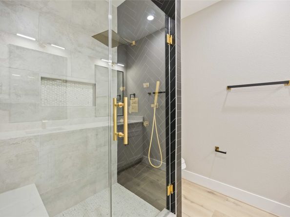 8015 Venus Street A/B, Houston TX 77088