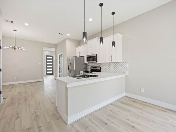 8015 Venus Street A/B, Houston TX 77088