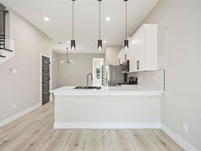 8015 Venus Street A/B, Houston TX 77088
