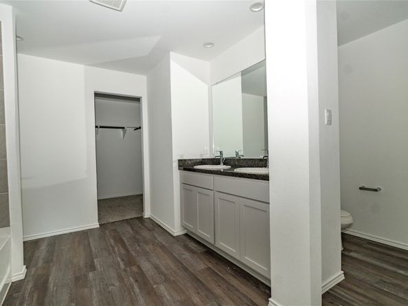 24418 Saddlestone Green Drive, Spring TX 77373