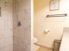 8923 Hendon Lane, Houston TX 77036