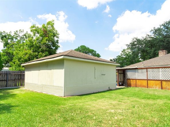 8923 Hendon Lane, Houston TX 77036