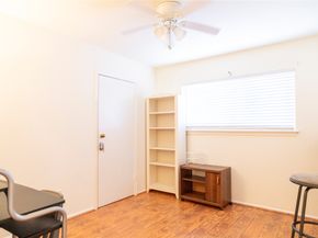 8923 Hendon Lane, Houston TX 77036