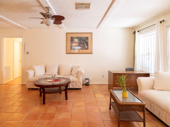 8923 Hendon Lane, Houston TX 77036