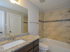 1110 Oakwood Pass, Houston TX 77043