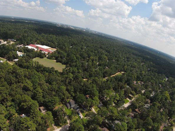 215 E Rainbow Ridge Circle, Spring TX 77381