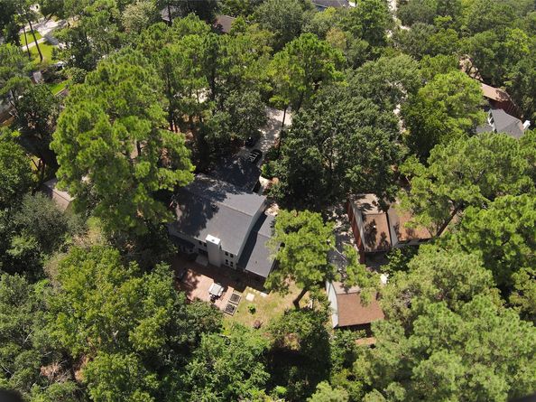 215 E Rainbow Ridge Circle, Spring TX 77381