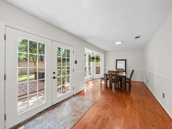 215 E Rainbow Ridge Circle, Spring TX 77381