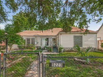 5223 Clay Street