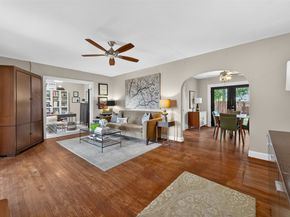 5223 Clay Street, Houston TX 77023