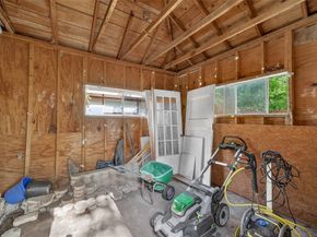 5223 Clay Street, Houston TX 77023