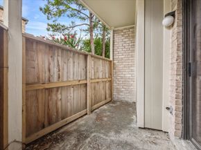 8100 Cambridge Street 19, Houston TX 77054
