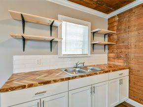 4611 Schroeder Street, Houston TX 77011
