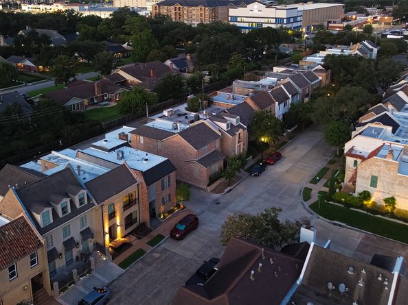 7604 Del Monte Drive, Houston TX 77063