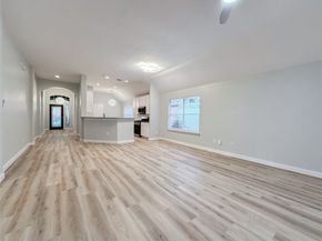 27 Auburn Path Drive, The Woodlands TX 77382