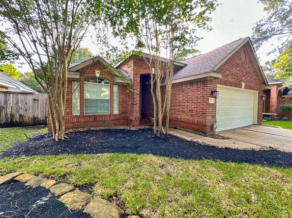 27 Auburn Path Drive, The Woodlands TX 77382