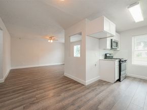 12111 Jutland Road, Houston TX 77048