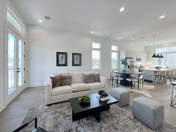 303P Marcella Street, Houston TX 77091