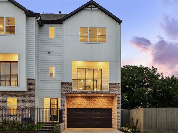 129 Eastwood Street, Houston TX 77011