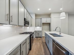 129 Eastwood Street, Houston TX 77011