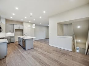 129 Eastwood Street, Houston TX 77011