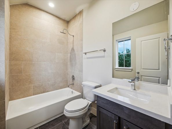 129 Eastwood Street, Houston TX 77011