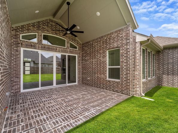16159 Rustling Woods Road, Conroe TX 77302