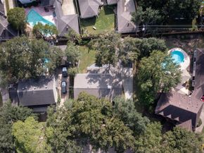 12423 Honeywood Trail, Houston TX 77077