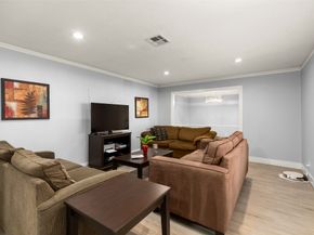 12423 Honeywood Trail, Houston TX 77077
