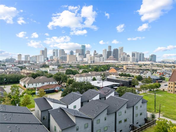 2404 Hadley Street C, Houston TX 77003