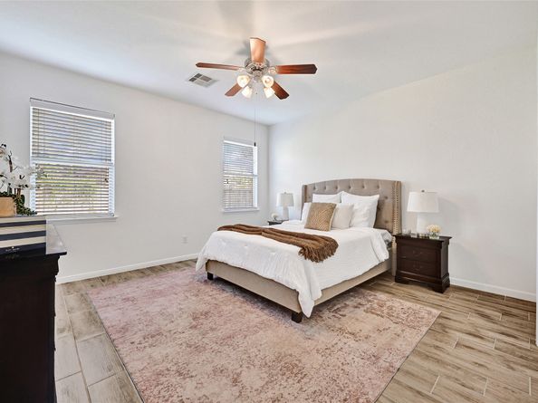 31 Hearthwick Road, Tomball TX 77375