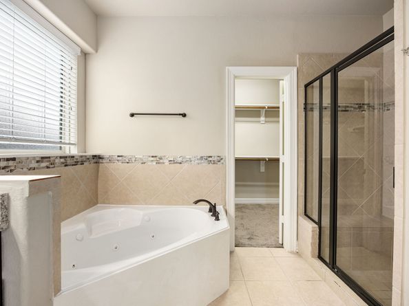 14823 Twin Waters Court, Houston TX 77044