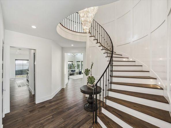 11742 Gallant Ridge Lane, Houston TX 77082