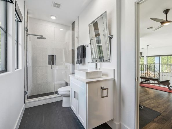 11742 Gallant Ridge Lane, Houston TX 77082