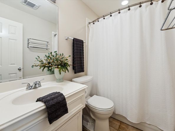 1606 Sutton Street, Houston TX 77006