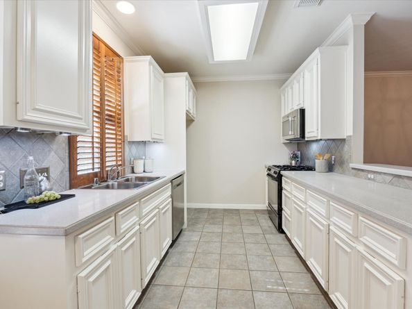 1606 Sutton Street, Houston TX 77006
