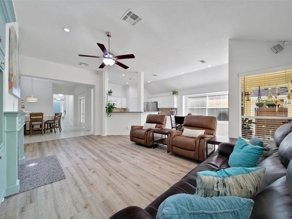 67 N Veranda Ridge Drive, The Woodlands TX 77382