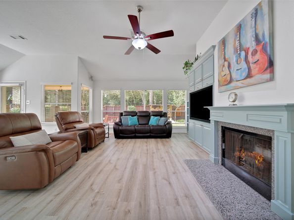 67 N Veranda Ridge Drive, The Woodlands TX 77382