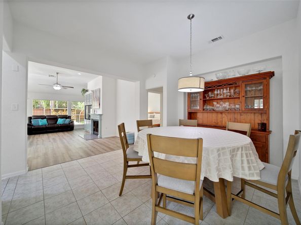 67 N Veranda Ridge Drive, The Woodlands TX 77382