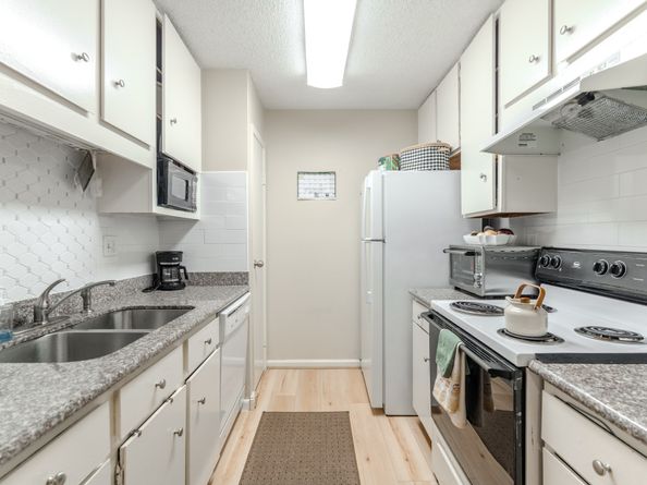 10053 Westpark Drive 308, Houston TX 77042