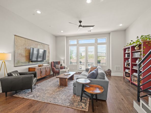 5703 Larkin Street C, Houston TX 77007