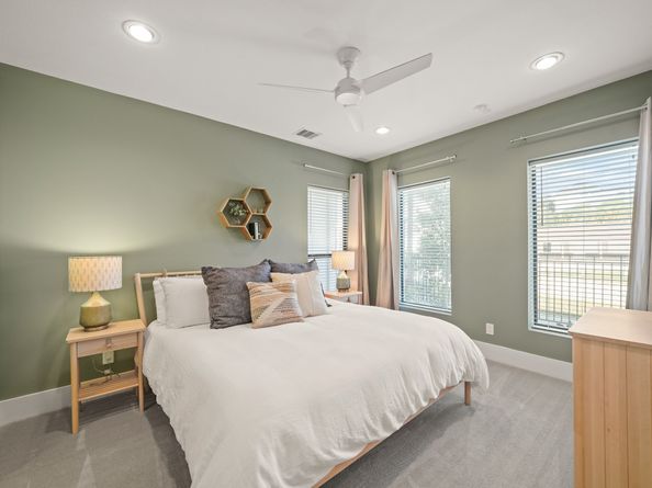5703 Larkin Street C, Houston TX 77007