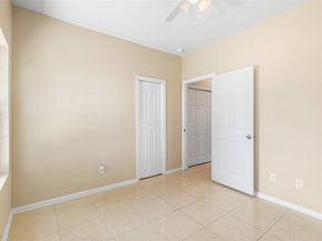 8717 Peachtree Street, Houston TX 77016