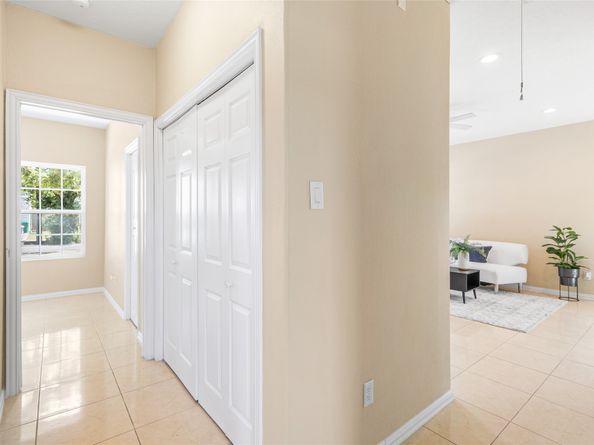 8717 Peachtree Street, Houston TX 77016