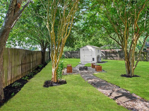3427 Shadowchase Drive, Houston TX 77082